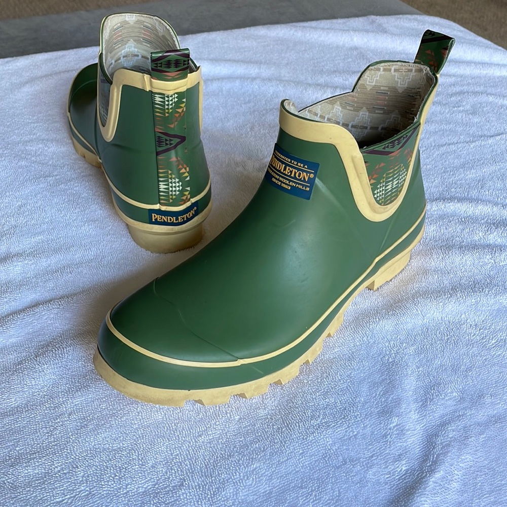 Pendleton Diamond River Chelsea Rain Boots